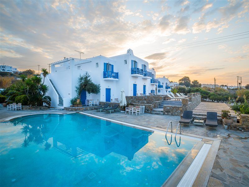ヴィエノウラズ ガーデン ホテル Mykonos Town エクステリア 写真